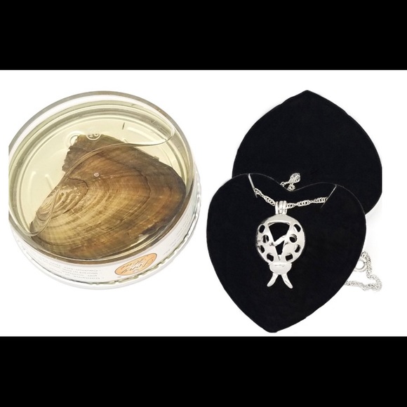 Lady Bug Pendant Necklace with Genuine Pearl Lucky Ladybug Necklace with Pearl - Picture 4 of 4